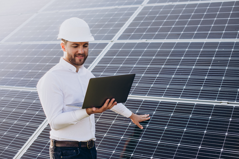 Energia solar na construção: como preparar a sua obra para receber painéis solares?